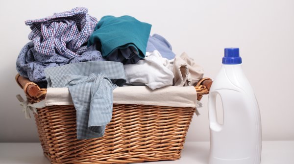 Der Nachhaltigkeits-Experte Steve Richardson will Konsumenten dazu bringen, weniger zu waschen.
