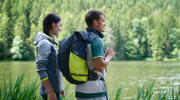 Raus aus dem Alltagsstress und rein in die Natur – beim Microadventure sind kleine Abenteuer zum Greifen nah. Raus aus dem Alltagsstress und rein in die Natur – beim Microadventure sind kleine Abenteuer zum Greifen nah.