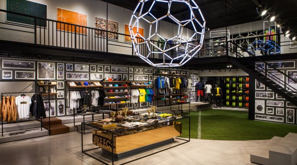 Firmen wie Nike setzen immer häufiger auf Pop-up-Stores