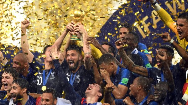 Nike profits from the new World Champion France.
