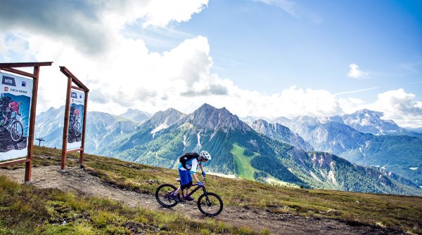 Bike-Fans kommen in den Alpen voll auf ihre Kosten.