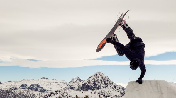 Big changes in Snowboards business: The Nideckers acquire the majority stake in Low Pressure Studio.