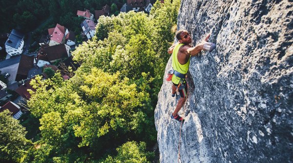 US-Kletterer und Adidas-Testimonial Kai Lightner im Frankenjura.