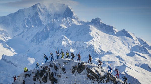Across the mountains on the Pierra Menta, the biggest ski touring race in France. The ordeal lasts four days, over 10,000 metres in altitude.