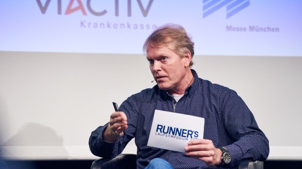 Laufexperte Urs Weber auf dem Runner's Worls Laufsymposium.