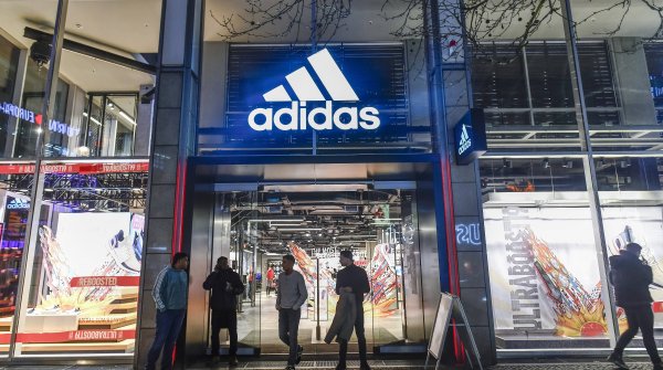 Credit: Imago Adidas wächst vor allem in Nordamerika und China weiter rasant.