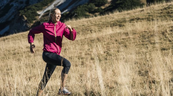 Outdoor-Sport macht glücklicher - zu diesem Ergebnis kam eine internationale Umfrage.