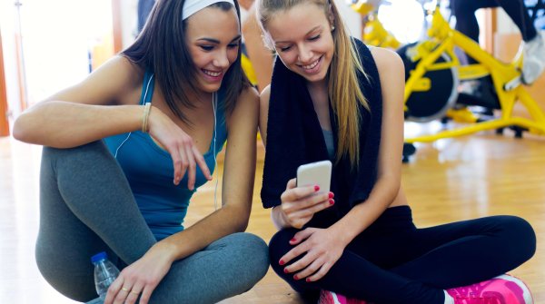 Moderne Fitness-Apps sind Fitness-Trainer, Ernährungsberater und Statistik--Datenbank in einem.