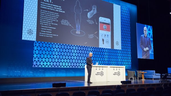 ISPO Digitize Bühne