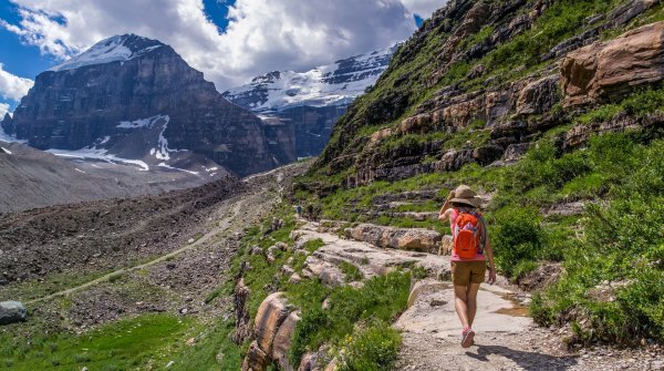 The North Face fördert Outdoor-Aktivitäten für Frauen.