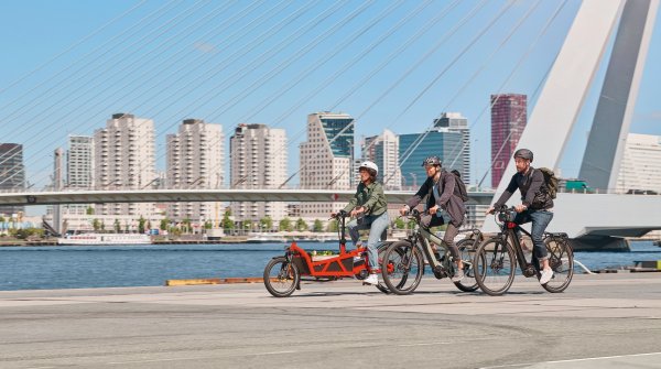 En la ciudad, las bicicletas eléctricas están especialmente solicitadas.
