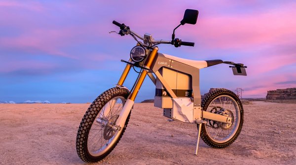 With road licence: the Cake electric motorbike "Kalk".