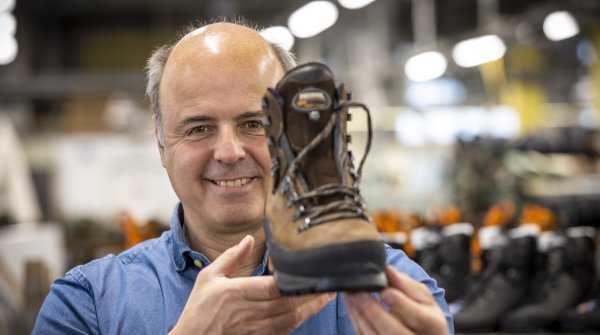Lukas Meindl has been running the outdoor shoe specialist Meindl together with his brother Lars since 1990.