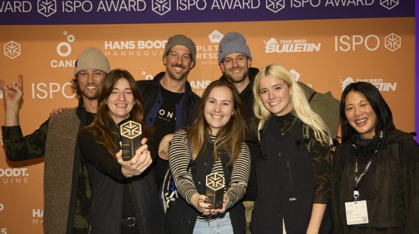 ISPO Award Winner freuen sich über den Awad