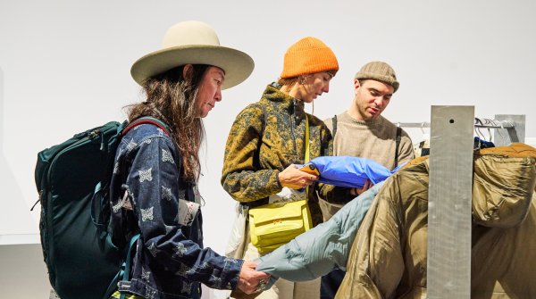 Besucher der ISPO in der Zeitgeist Area