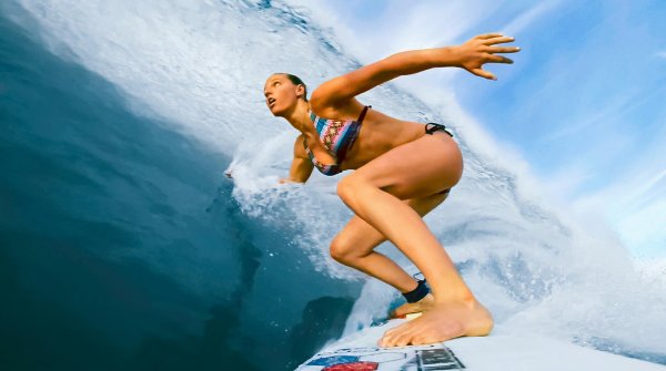 Surfer cruising the waves