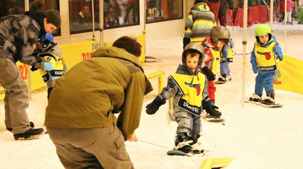 Spielerich an den Wintersport herangeführt werden, das ist das Prinzip des World Snow Day