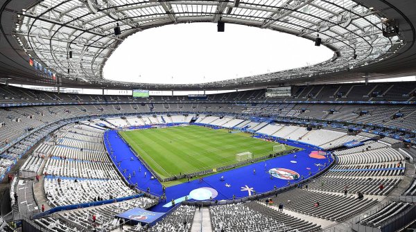 Das Stade de France in Paris St. Denis ist mit über 80.000 Plätzen das größte Fußballstadion Frankreichs.