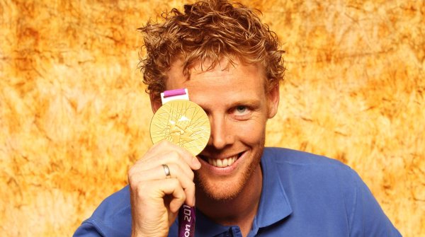 Jonas Reckermann won the gold medal at the last Olympic Games. Now he’s an expert for the ZDF.