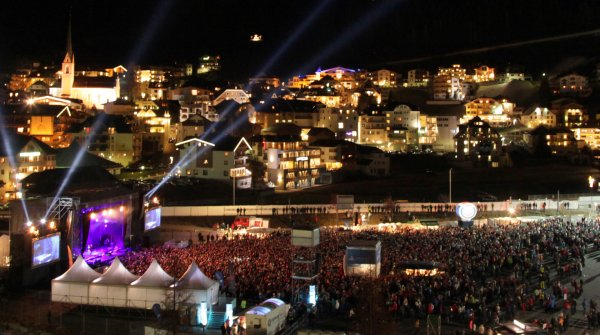 Winter sports region Ischgl, whose municipal council actually had issued a ski boot ban.