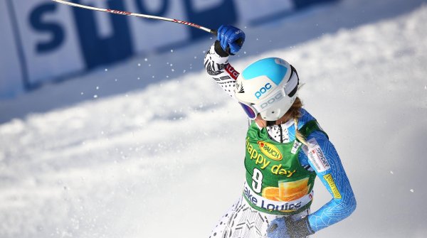 POC Sports rüstet unter anderem die US-Alpinistin Julia Mancuso aus.