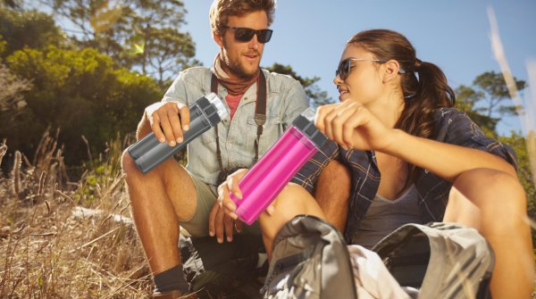 Handlich und leicht: Die Thermosflasche bietet für Outdoor-Sportler Qualität und Komfort.