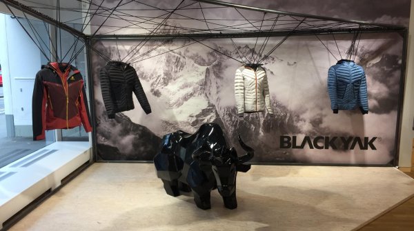 BLACKYAK is aiming high: it distinctive product constructions are definite eye-catchers.