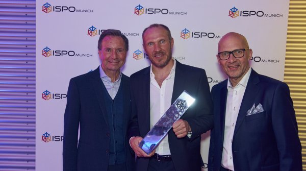 Gerd Rubenbauer, Hermann Maier and Klaus Dittrich with the ISPO trophy 2017.