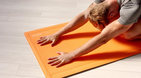 Mit YoYo Mats wird das Workout – und die Lagerung der Matte – wirklich einfach.