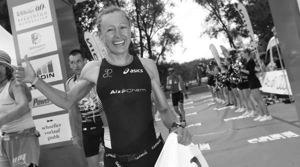 Julia Viellehner erlag ihren schweren Verletzungen nach einem Trainingsunfall.