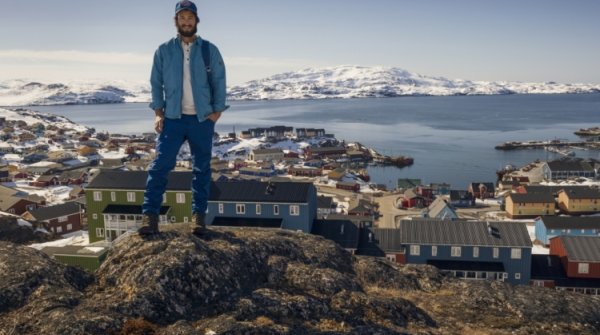 The Greenland collection by Fjällräven is celebrating its 50th birthday in 2018. For its anniversary, it’s coming on the market in the vibrant colors of the houses of Greenland for the first time.