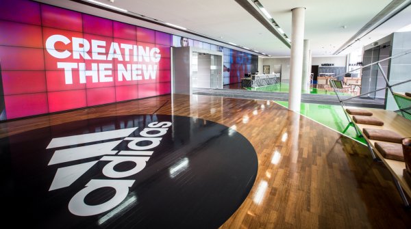 "Creating the New" umfasst auch Firmen-Verkäufe - Adidas trennt sich von seiner Eishockey-Brand CCM