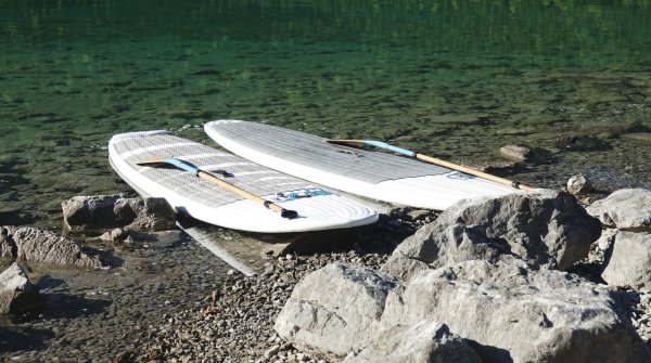 Farewell heavy, bulky boards: inflatable boards for stand up paddling