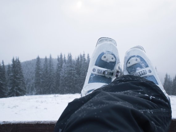 Gutes Zeichen, wenn die Schnallen der Skistiefel auch in der Mittagspause geschlossen bleiben