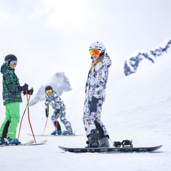 Die Fashion-Marke Molo steht für nachhaltige Mode für Kinder.