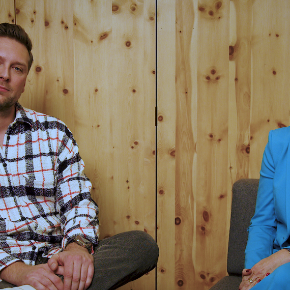 Claudia Gelbe und Bastian Graber von Toluna im Interview
