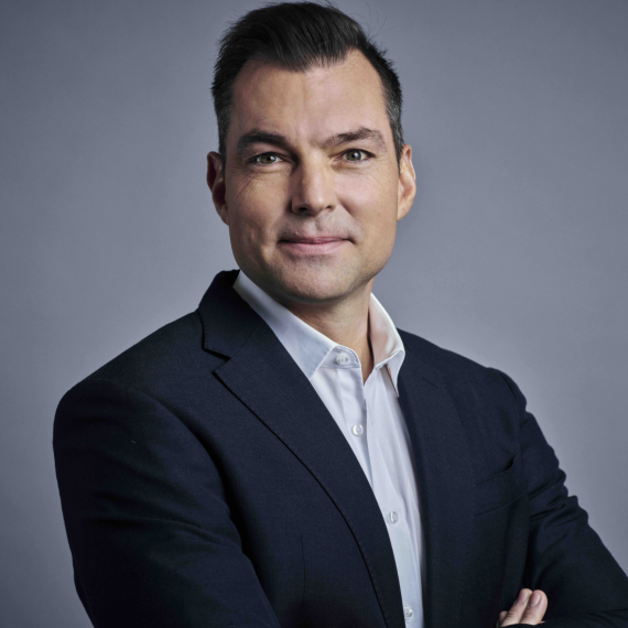 Jan Scherzer, VP Sales DACH, EGYM