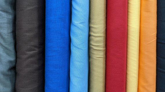 Stoffmuster in verschiedenen Farben
