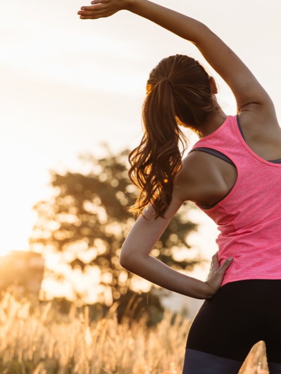 Effektives Rückentraining: so kannst du Schmerzen vorbeugen und deine Rückenmuskulatur effektiv trainieren.