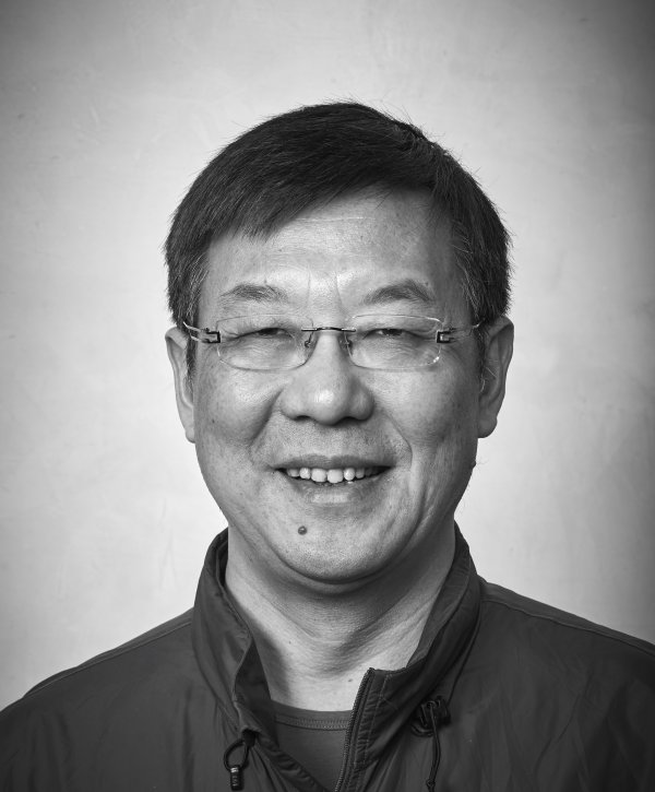 ISPO Award Jury - Dr. Jun-Yan Hu (HKG) ISPO Award Jury - Dr. Jun-Yan Hu (HKG)