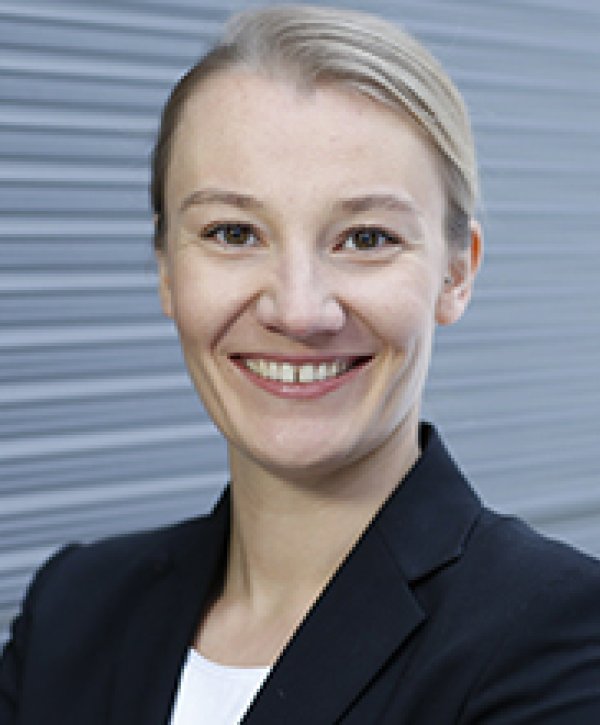 Vanda Astfäller Vanda Astfäller