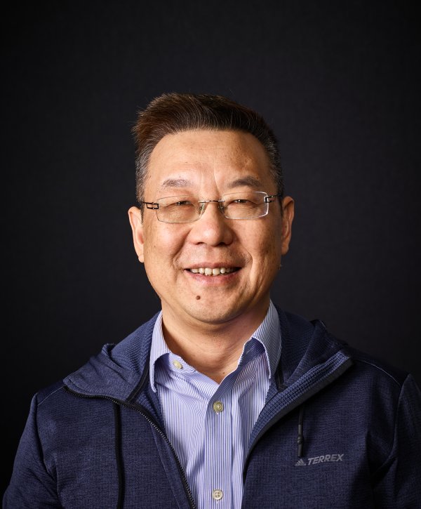 ISPO Award Jury - Dr. Jun-Yan Hu ISPO Award Jury - Dr. Jun-Yan Hu