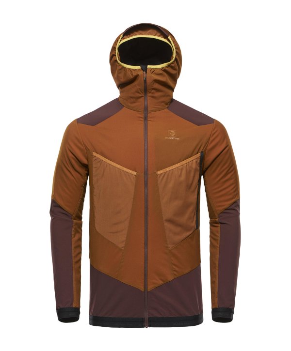 Die SIGNATURE JACKET von Blackyak ist GOLD WINNER beim ISPO AWARD 2017 im Segment Outdoor.