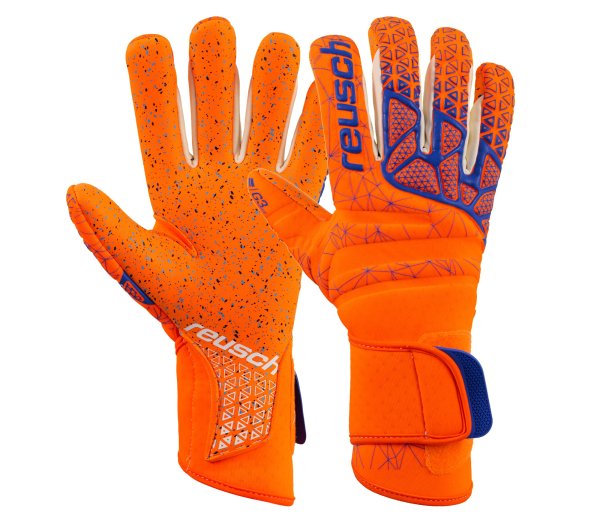 Reusch Pure Contact ISPO Award 2018 Winner