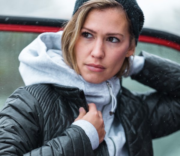 Urbaner Ski-Vibe: Die Mountain to Metro Urban Outdoor Kollektion mischt Premium-Materialien, Funktionalität und technisches Know-how mit angesagten urbanen Designs und jeder Menge Style Urbaner Ski-Vibe: Die Mountain to Metro Urban Outdoor Kollektion mischt Premium-Materialien, Funktionalität und technisches Know-how mit angesagten urbanen Designs und jeder Menge Style