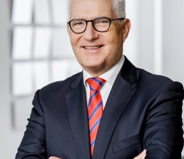RestartDays_Portrait Ewald Manz_Odergersberndtson RestartDays_Portrait Ewald Manz_Odergersberndtson