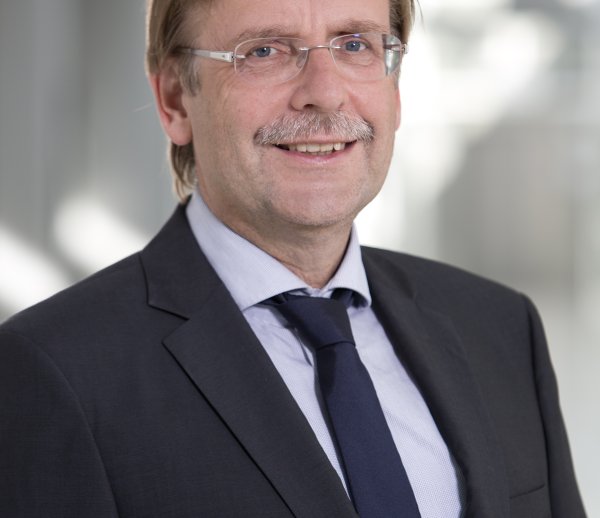 Dr. Rainer Koch BFV-Präsident Dr. Rainer Koch BFV-Präsident
