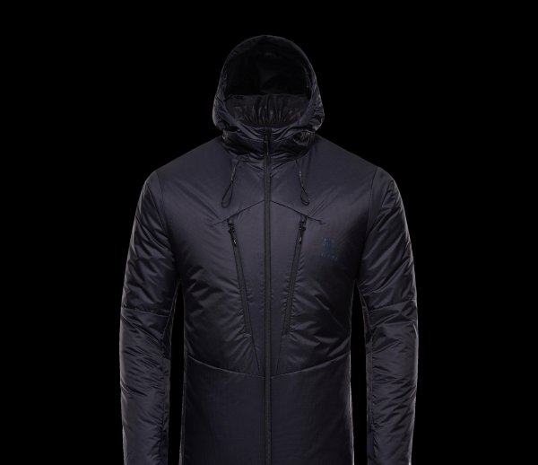 Die Vivid Jacket von Blackyak ist WINNER beim ISPO AWARD 2017 im Segment Outdoor.